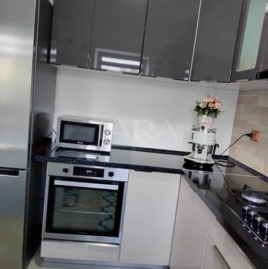 Apartament cu 2 camere de vanzare in zona centrala - Poză 3