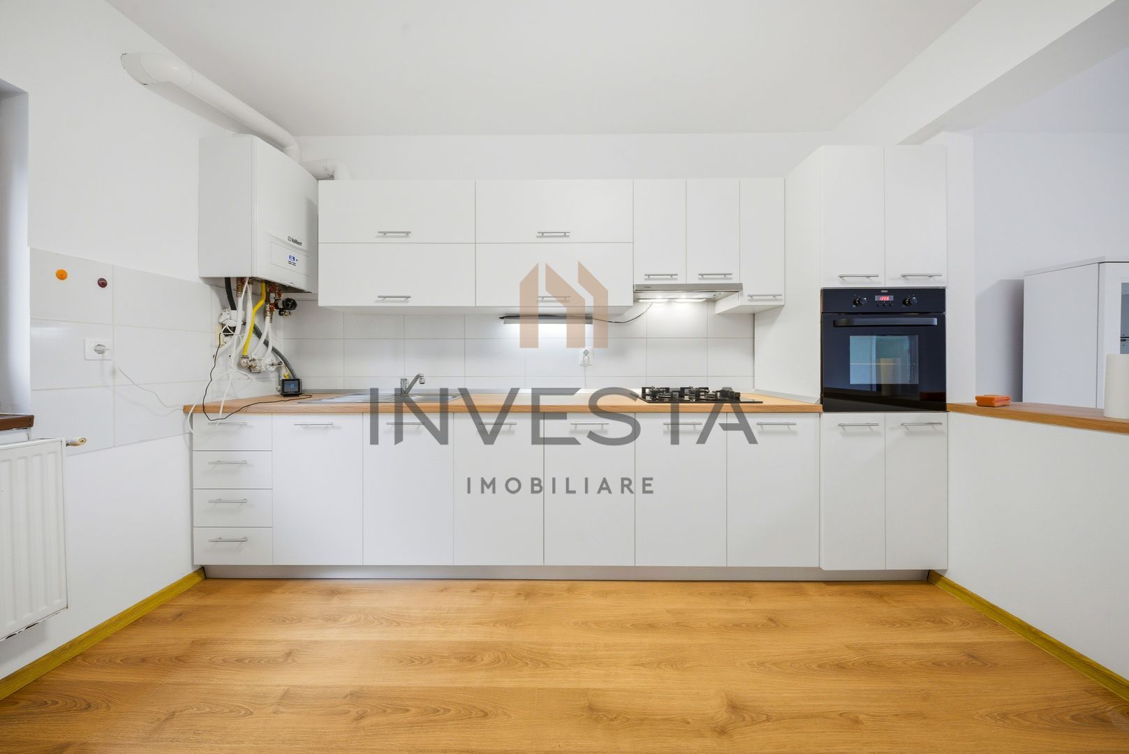 Apartament 3 camere cu gradina proprie si parcare, Grand Hotel Italia - Poză 2