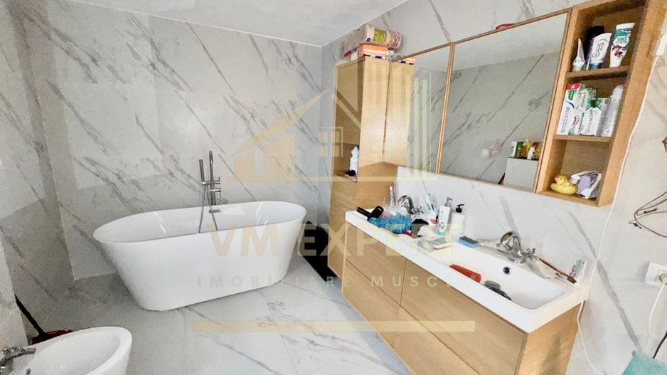 CASĂ 5 CAMERE 252 MP TEREN 1362 MP DRAGOSLAVELE ARGEȘ - Poză 17