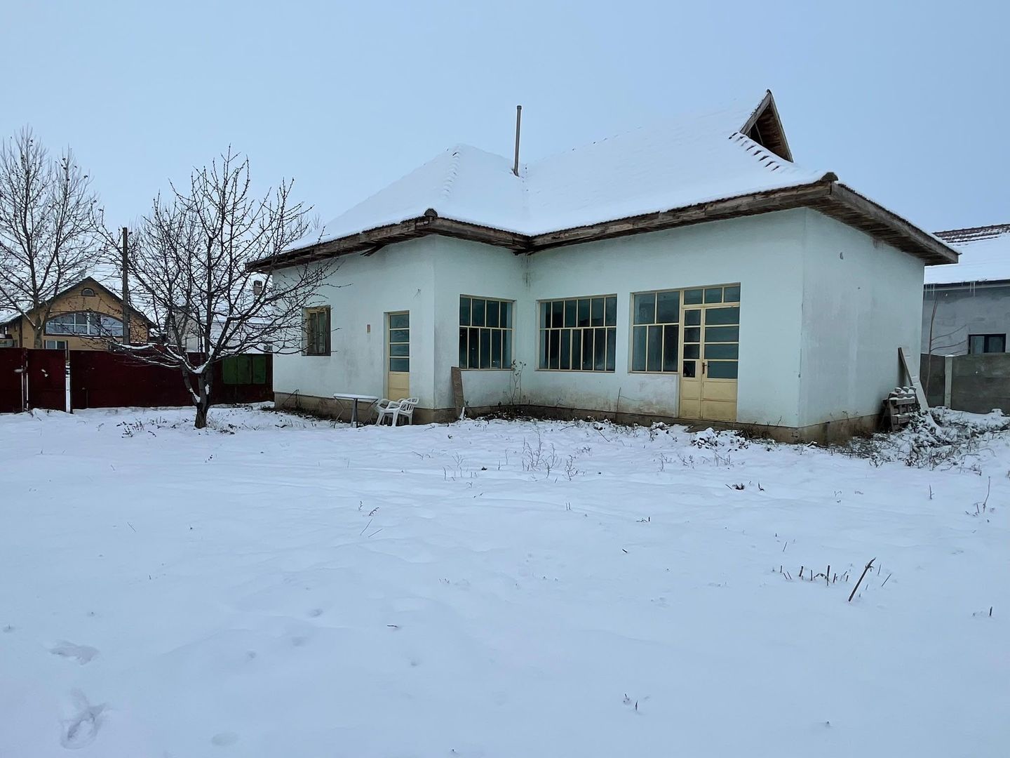 COMISION 0 | Casă cu teren 2.850 mp | Utilități trase | Tomnatic - Poză 3