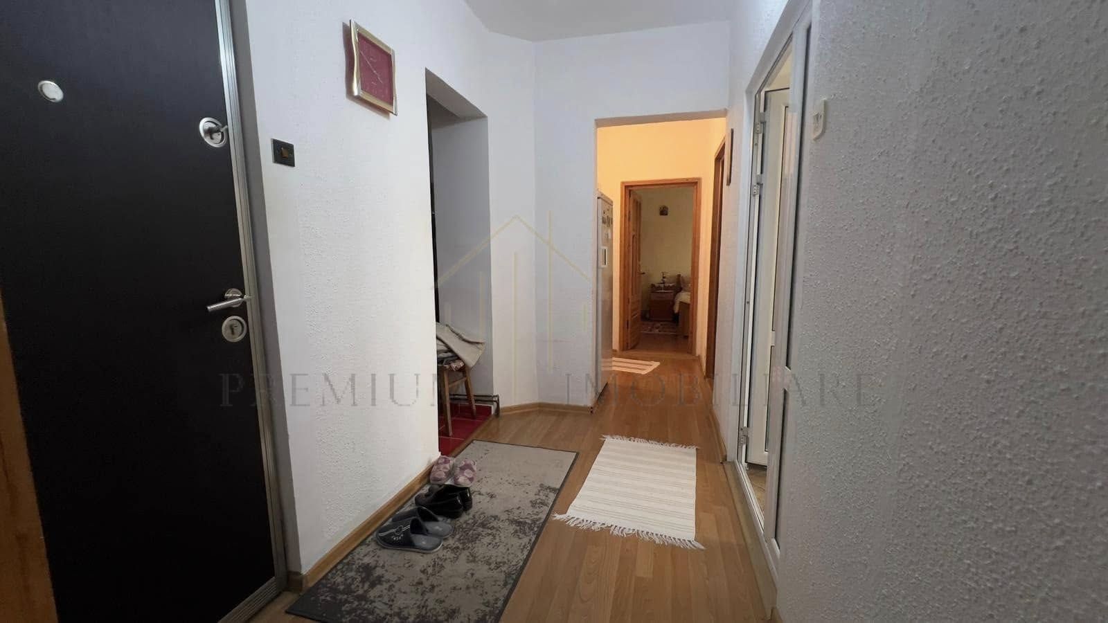 Apartament 3 Camere - Decomandat - Zona de jos - Poză 10