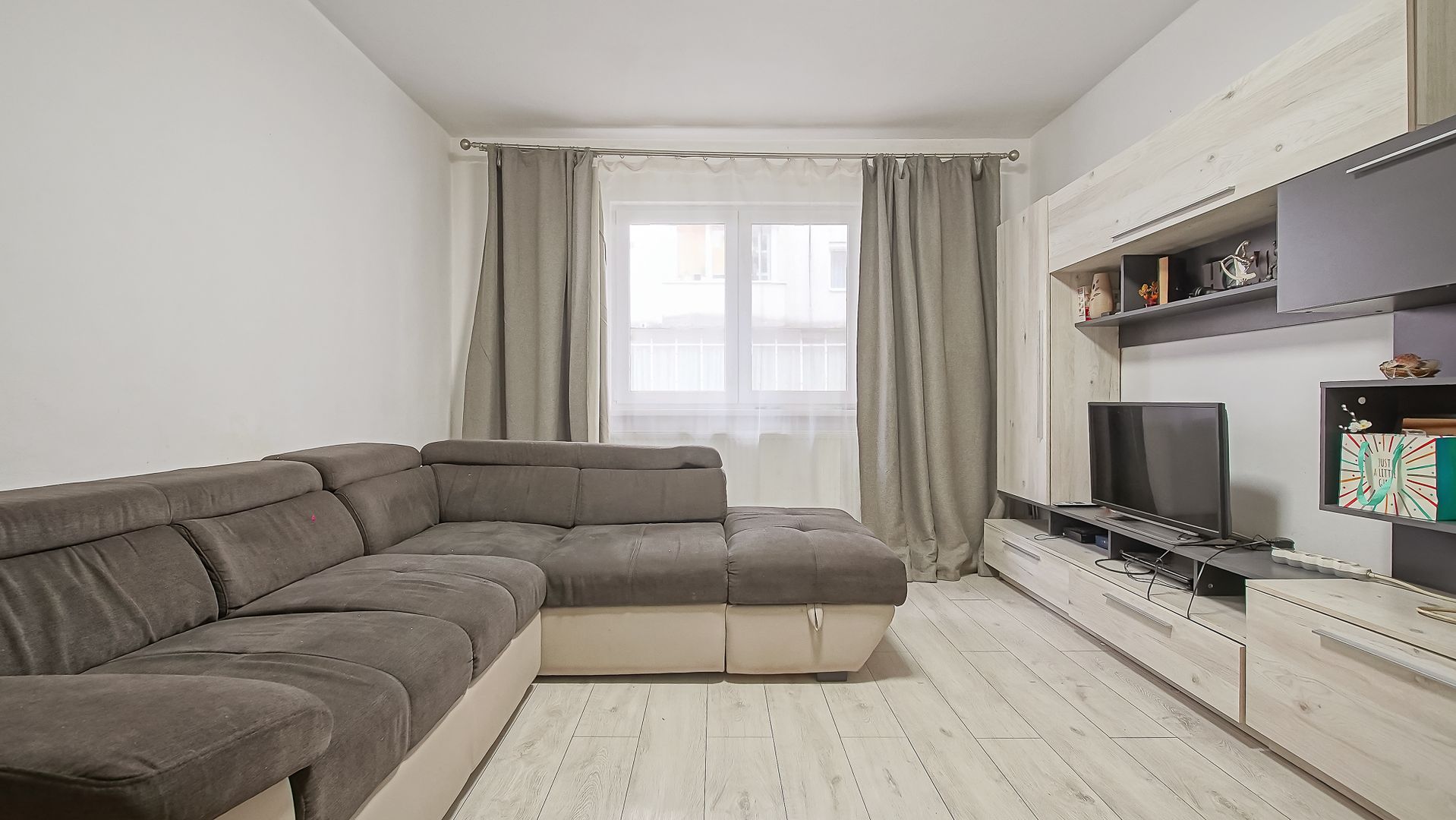 Apartament 2 Camere | Mobilat | Cartier Noua | Comision 0% - Poză 1