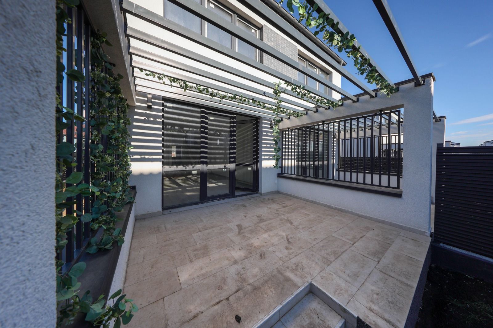 Casă Tip Duplex de Vânzare în Sânpetru | La Poalele Dealului Lempes - Poză 5