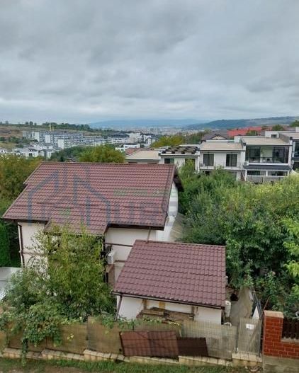 2 camere 51mp+loc parcare - Poză 8