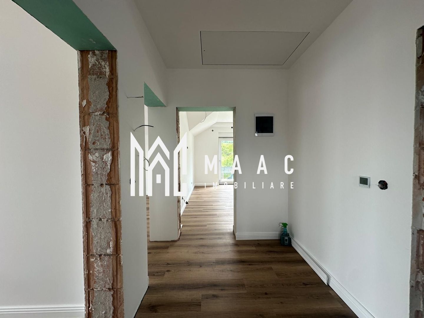 Casa moderna | 5 Camere | 245 MPU | Cisnadie - Poză 11