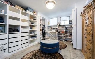 VILA REPREZENTATIVA ICOANEI - Poză 20