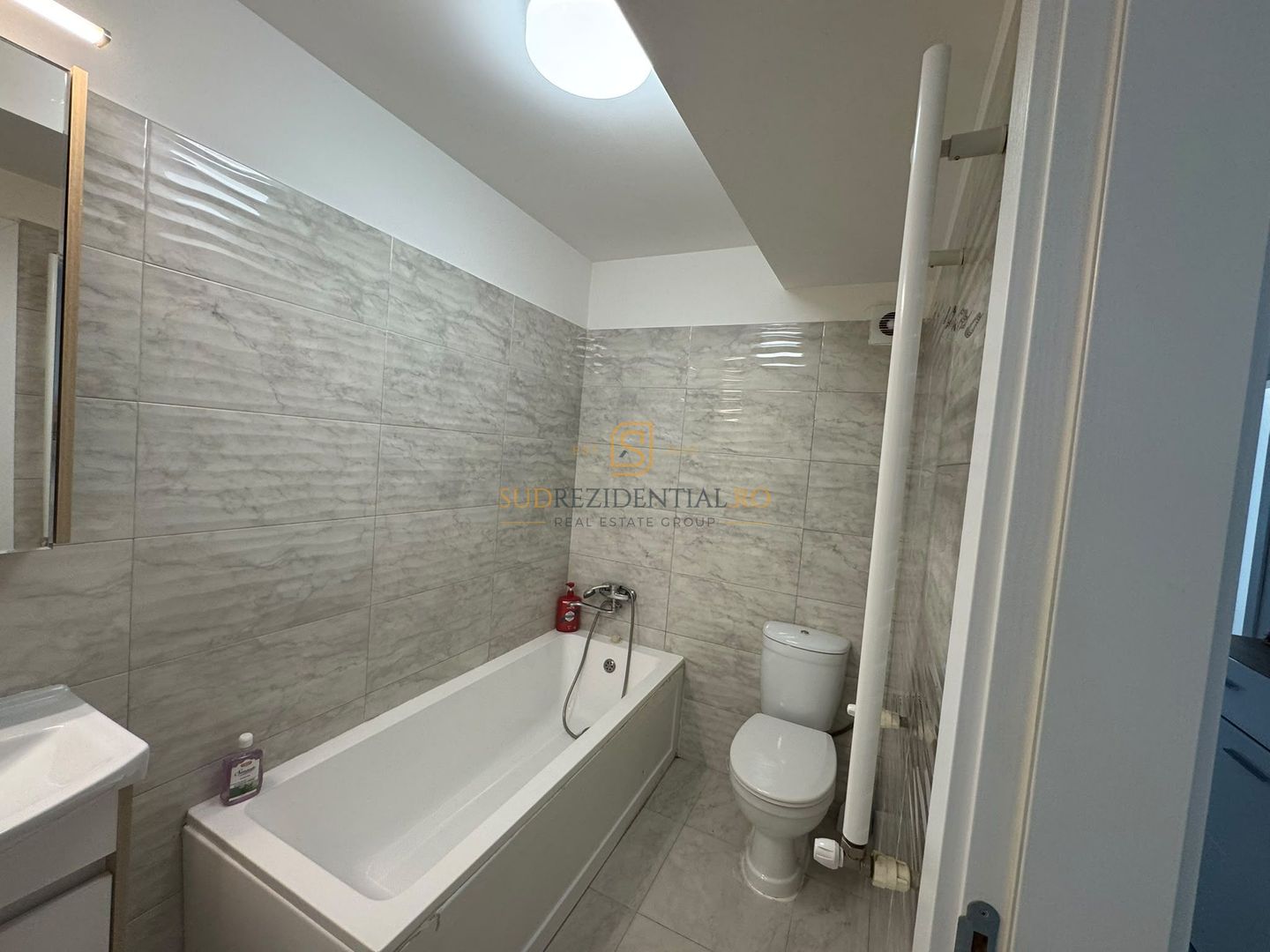 Apartament 2 camere de inchiriat - Drumul Binelui - Metrou Aparatori - Poză 9