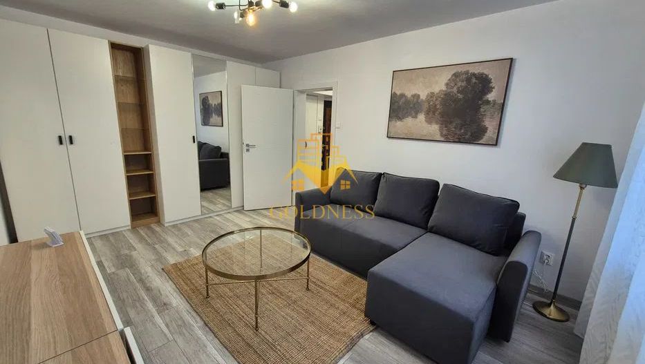 2 camere semidecomandate, Prima Inchiriere, Hotel Royal, Gheorgheni - Poză 1