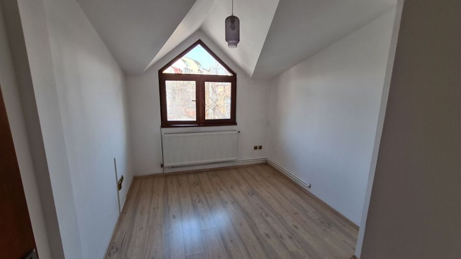 CASA COCHETA 4 CAMERE +LOC DE PARCARE || BANEASA - Poză 9