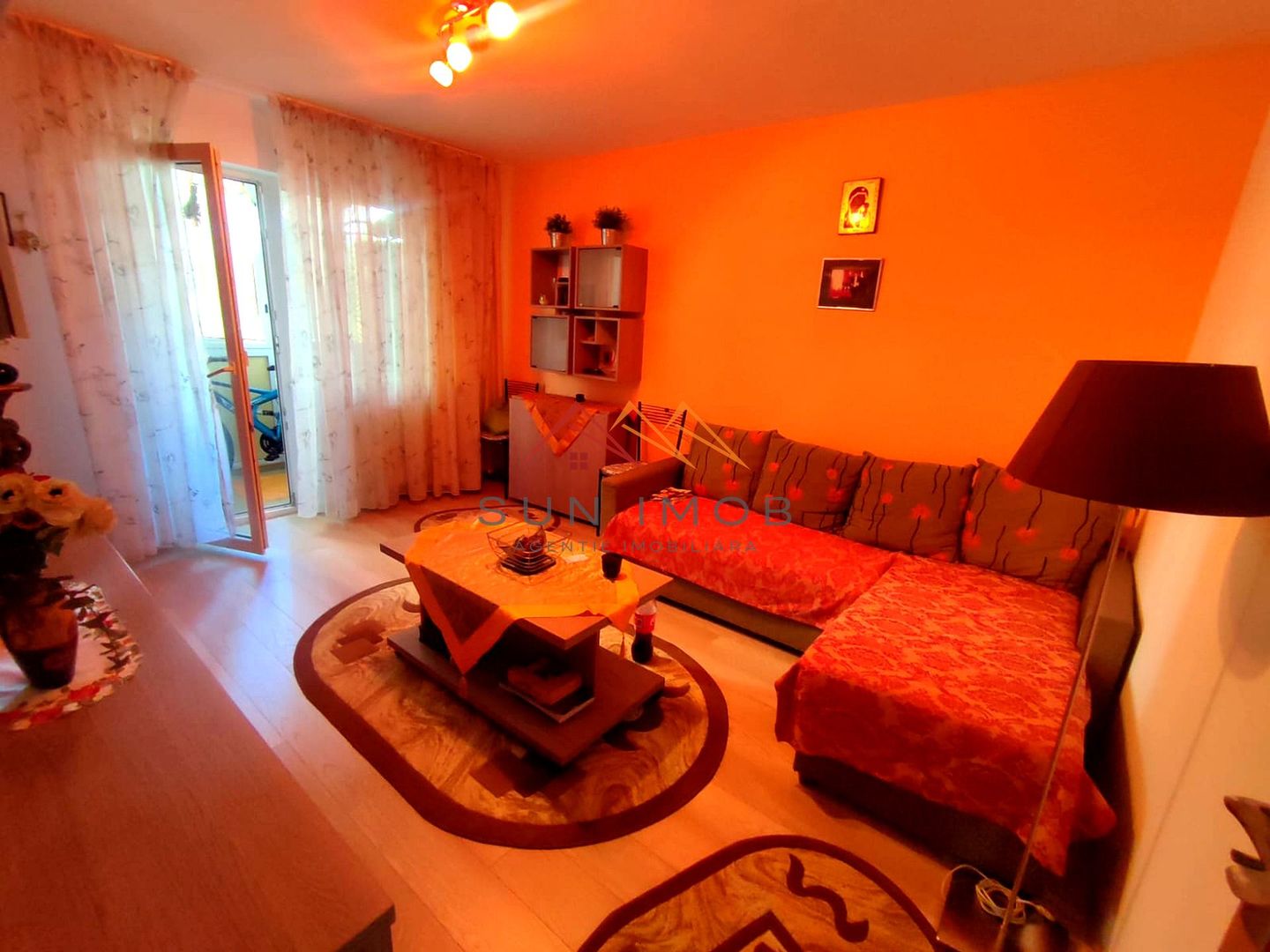 APARTAMENT DE VÂNZARE | 2 CAMERE DECOMANDATE | ETAJ 1 | ZONĂ CENTRALĂ - Poză 2