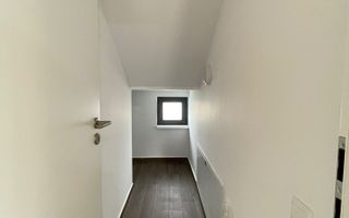 Casă / Vilă cu 4 camere de închiriat - Dezmir - Poză 7