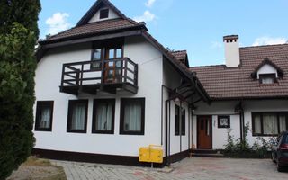 Pensiune, vilă și cafenea în Bran - Business funcțional, teren 2200 mp - Poză 2