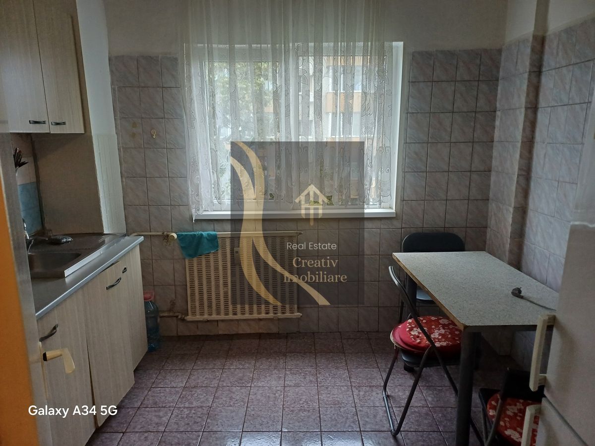 Uverturii, zona Lujerului, zona Gorjului, sector 6, Militari - Poză 8