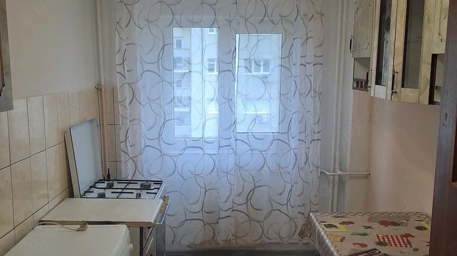 2 camere decomandat, renovat, bloc reabilitat, langa Auchan Titan - Poză 7