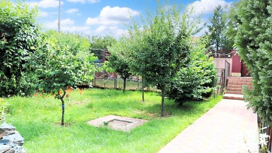 Ovidiu - Str. Nationala, Vila P+1E, teren 1094 mp, vedere la lac! - Poză 3