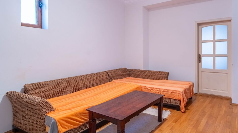 Apartament spațios, Strada Gojdu, Arad, ideal pentru familie - Poză 10