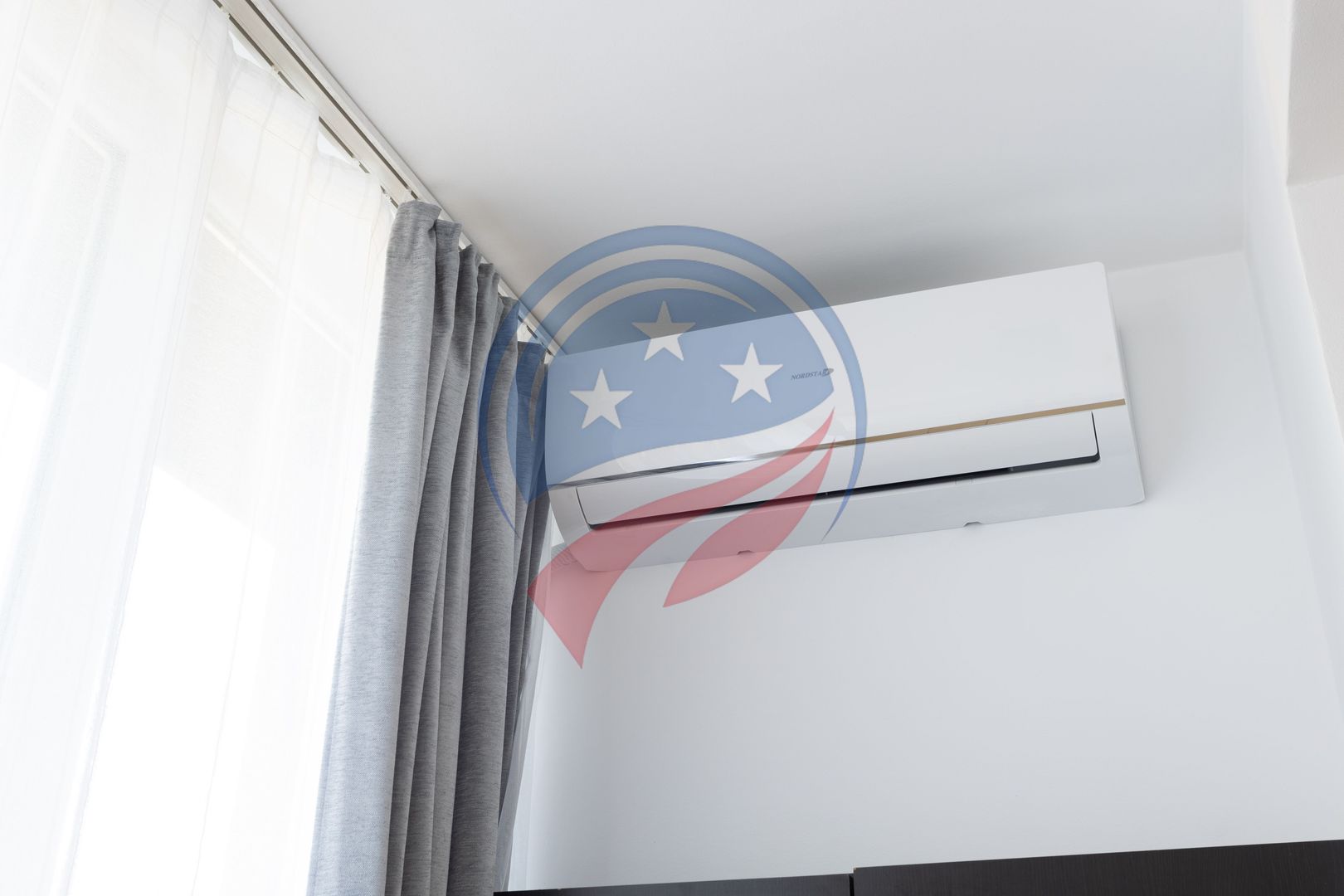 Apartament cu 2 camere ultracentral de inchiriat pe termen scurt (1-6 luni) - Poză 4