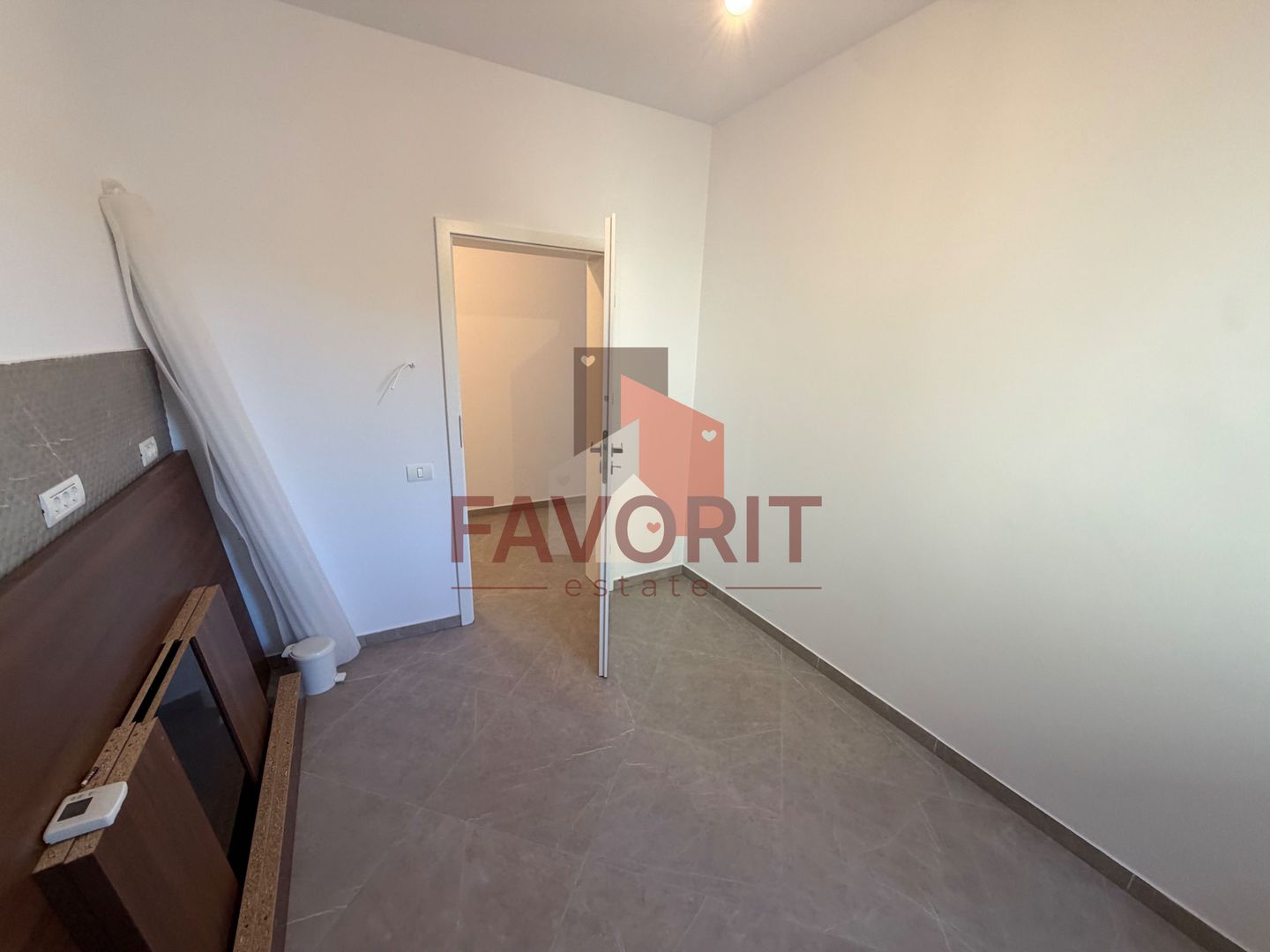 Disponibil imediat. Decomandat. Pozitie excelenta - Poză 3