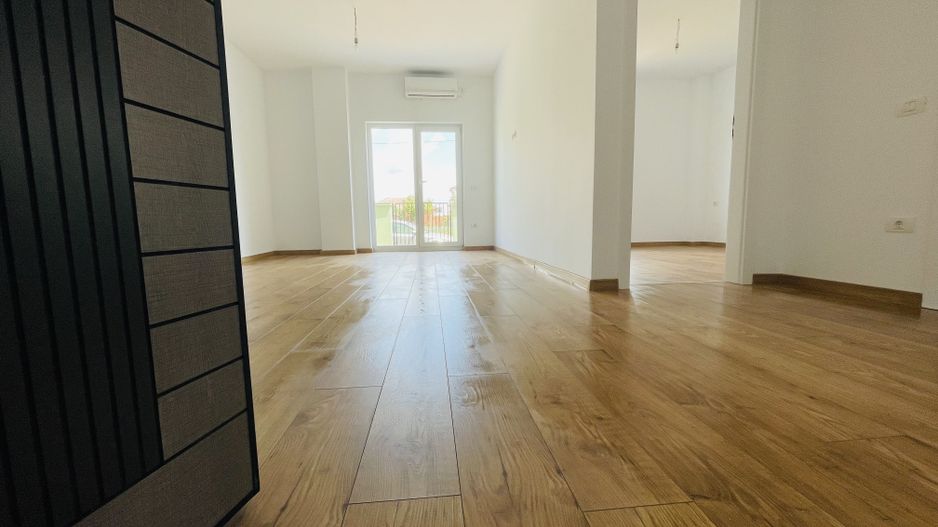 Spatiu birouri | 3 incaperi 55mp | GRADINA 50mp - Loc parcare privat - Poză 4