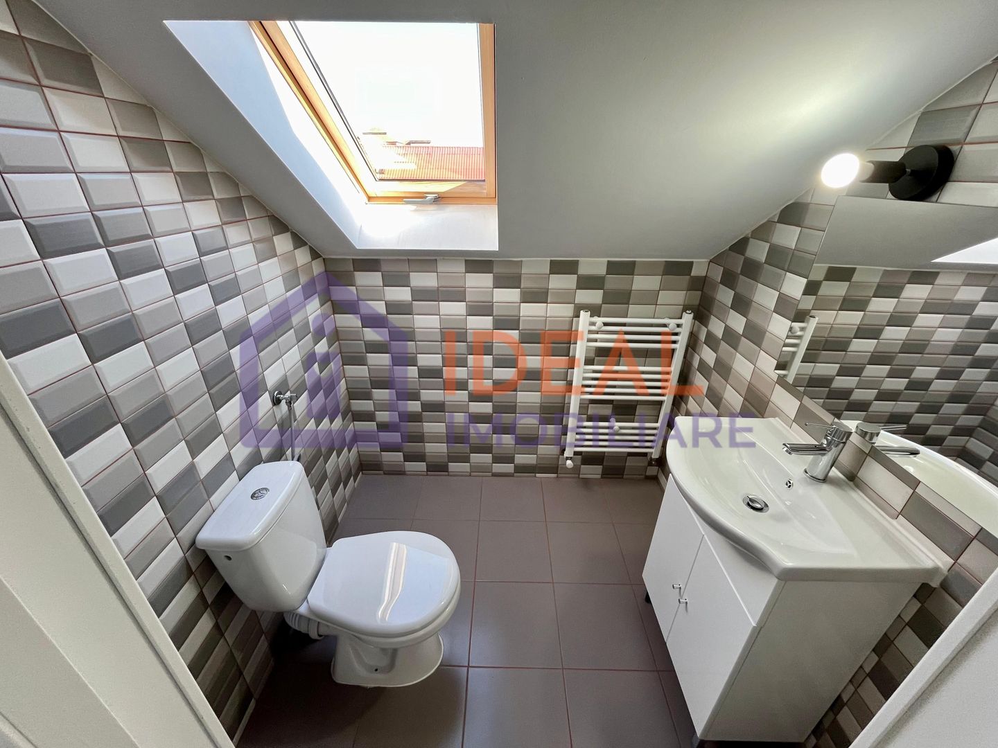 Mansarde moderne cu 4 camere – zona Rahovei – Mihai Viteazu - Poză 10