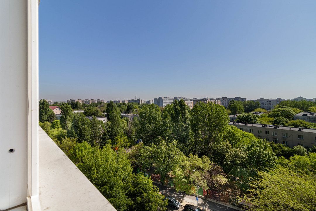 Spațiu generos, potențial imens – apartament 3 camere - Poză 1