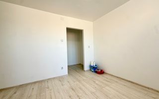 VÂNZARE GARSONIERĂ | ZONA TITAN | LUMINOASĂ ȘI SPAȚIOASĂ - Poză 4