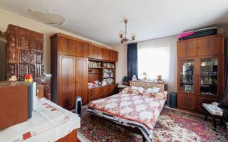 CASA SI GOSPODARIE DE VANZARE – SPINENI, OLT | 4.000 MP TEREN - Poză 3