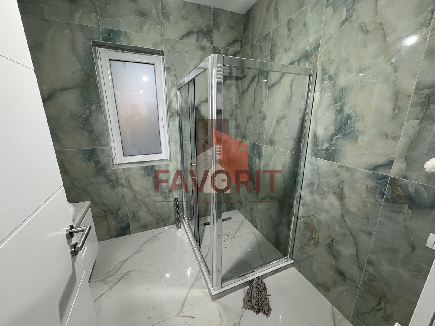 Etaj 1. Bloc nou. Loc de parcare inclus - Poză 13