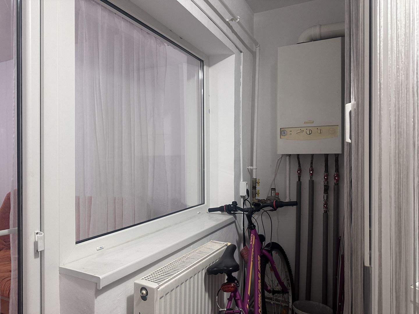 Vânzare apartament 3 camere - Confort modern într-o zonă excelentă! - Poză 14