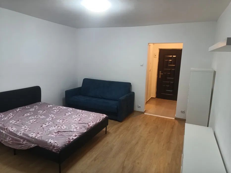 Garsonieră Titan –renovată 2025, Prima Inchiriere, 10 min Metrou Titan - Poză 2