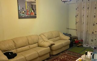 De vanzare apartament 3 camere Micro 16, etaj 4/4, 65.000 euro negociabil - Poză 1