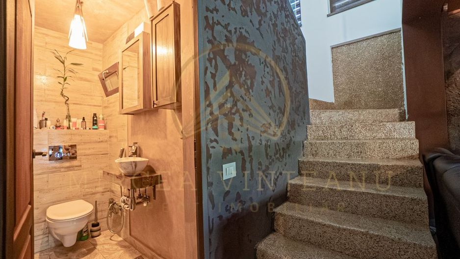 Casa P+1E de vanzare in Mamaia - Tabara Navodari - Poză 14