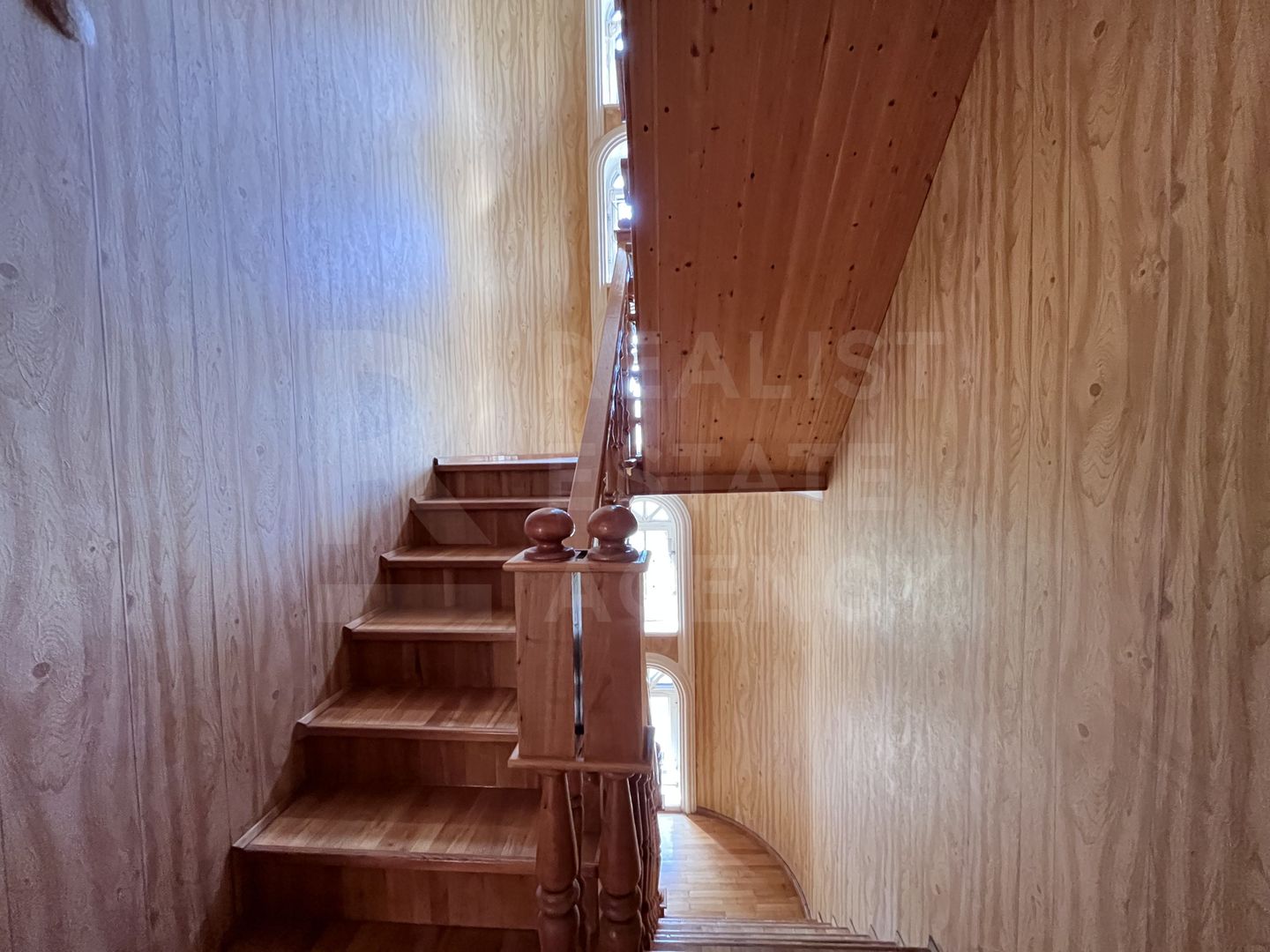 Vânzare, casă, 3 nivele, 5 camere, Strada Bucuria , Ciorescu - Poză 7