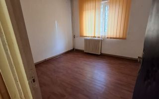 Apartament cu 3 camere Sd Alexandru etajul 1/4 - Poză 4