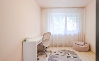 Apartament spațios de 3 camere cu loc de parcare inclus - Poză 10