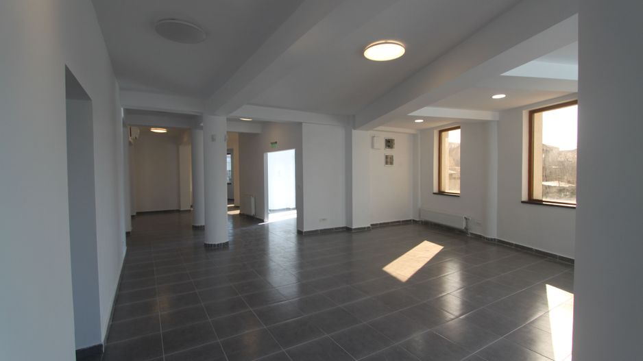 Cladire birouri - 282 mp -  zona Rebreanu - Poză 16