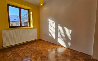 Str Lunga apartament pretabil birou/cabinet , parter stradal - Poză 3