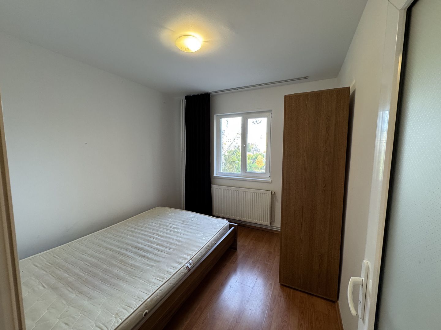 Apartament cu 3 camere in Astra, str Barbu Lautaru - Poză 12