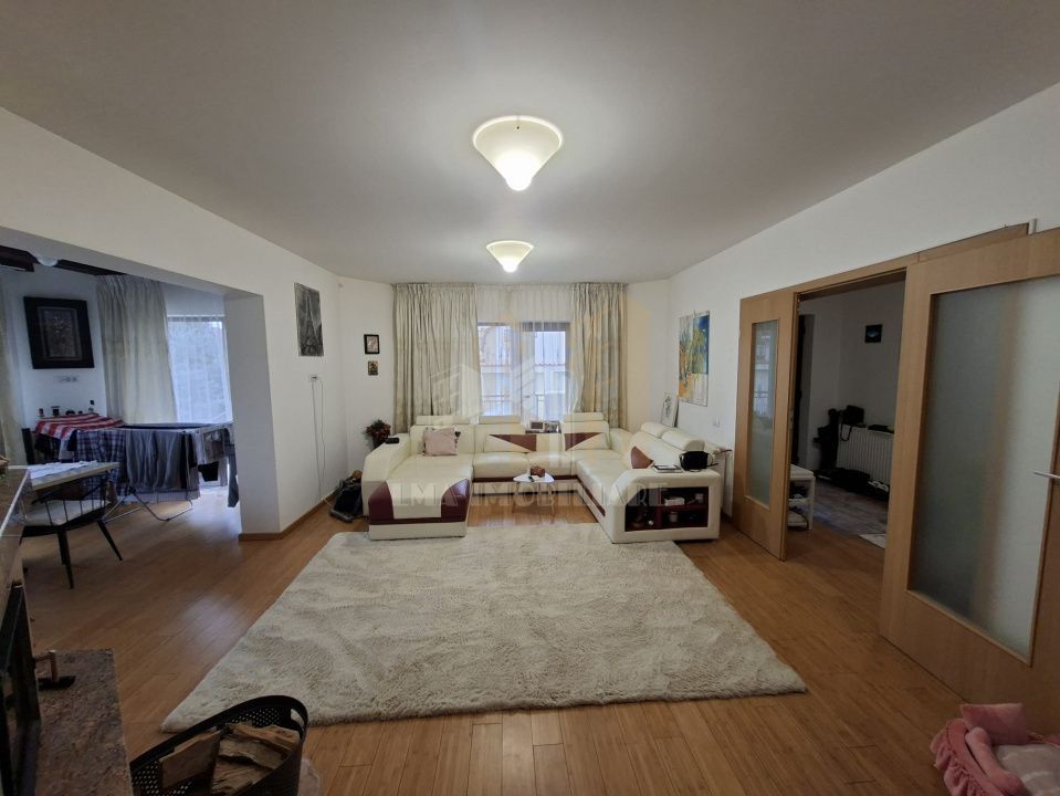 Casa individuala Tractoru zona Socec Brasov - Poză 17