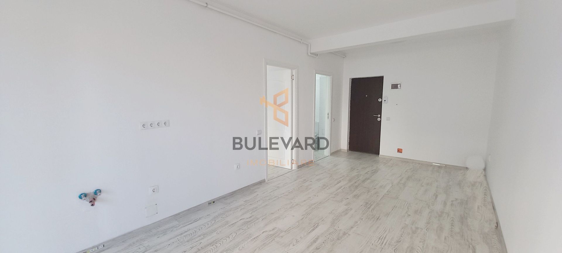 Apartament cu 2 camere, zona Terra! - Poză 2