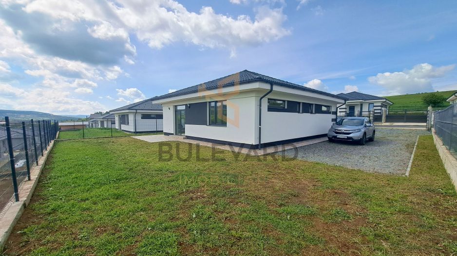 De inchiriat casa individuala in Corusu! - Poză 1