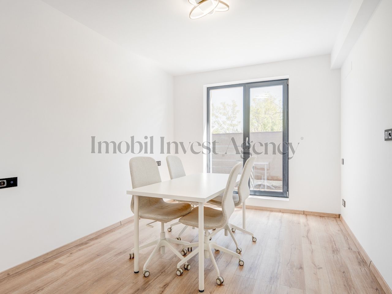 Vila Duplex 5 camere Otopeni - Poză 12