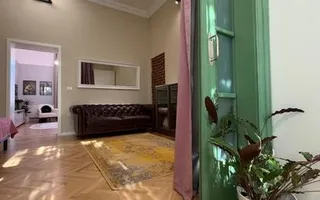 Apartament deosebit cu 3 camere - Central - potrivit pentru studenti - Poză 12