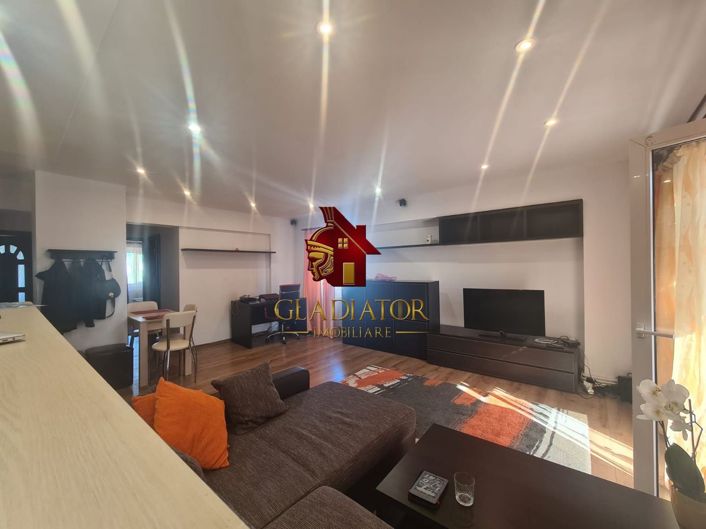 Alexandru cel Bun, bloc 1989, 3 camere, 80 mp, disponibil imediat - Poză 7