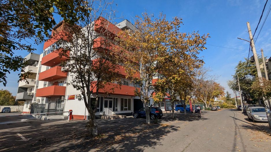 Spațiu comercial de inchiriat 51,8 mp zona centrala Popești-Leordeni - Poză 1