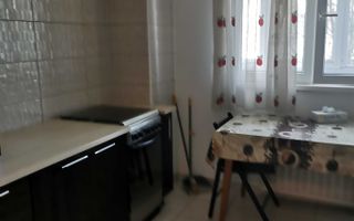 Apartament 2 camere, cat friendly, balcon, etaj 1, Basarabiei - Poză 4