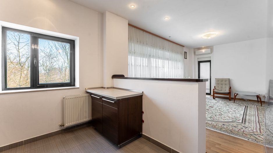 Mai mult decât o adresă, un sanctuar urban în Natura Residence. - Poză 1