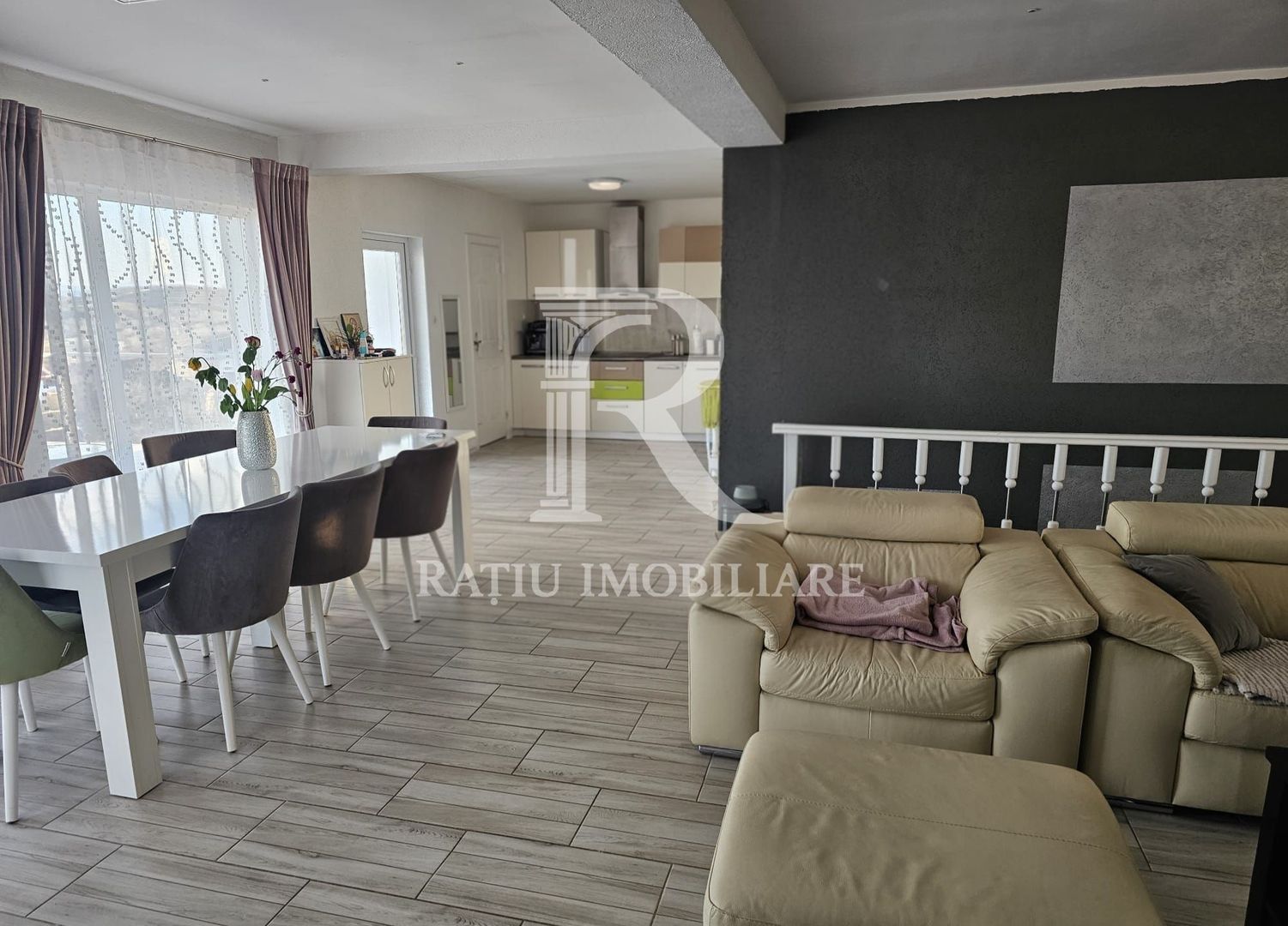 Casa moderna | 2 terase | Vedere Panoramica | Deva | - Poză 16