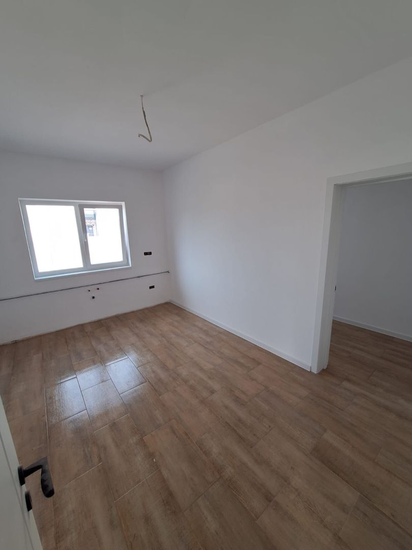 Moșnița Veche | 1/2 Duplex | 110 mp utili | Toate utilitatile|  Dormitor parter - Poză 5