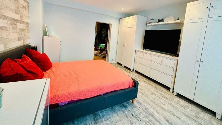 3 cam, Calea Victoriei, ultracentral - Poză 11